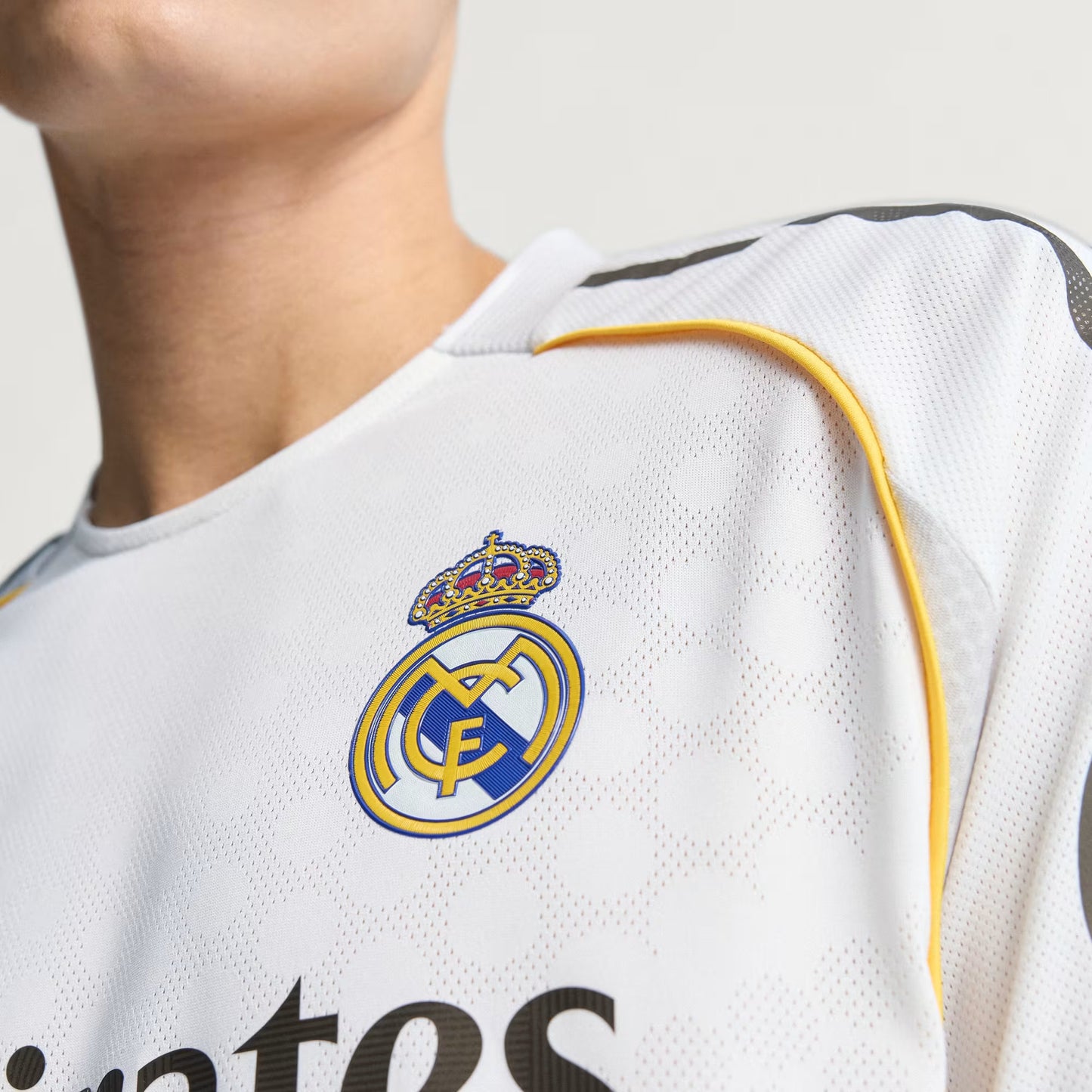 Camiseta Real Madrid 25-26 con dorsal Mbappé 10