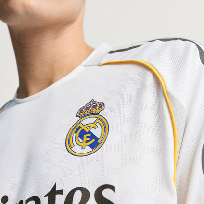 Camiseta Real Madrid 25-26 con dorsal Mbappé 10